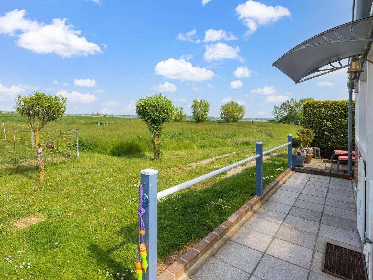 Beautiful Bungalow In Poel Near The Beach Fahrdorf  Esterno foto